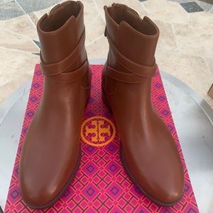 Tory Burch Brown Leather Boots💖